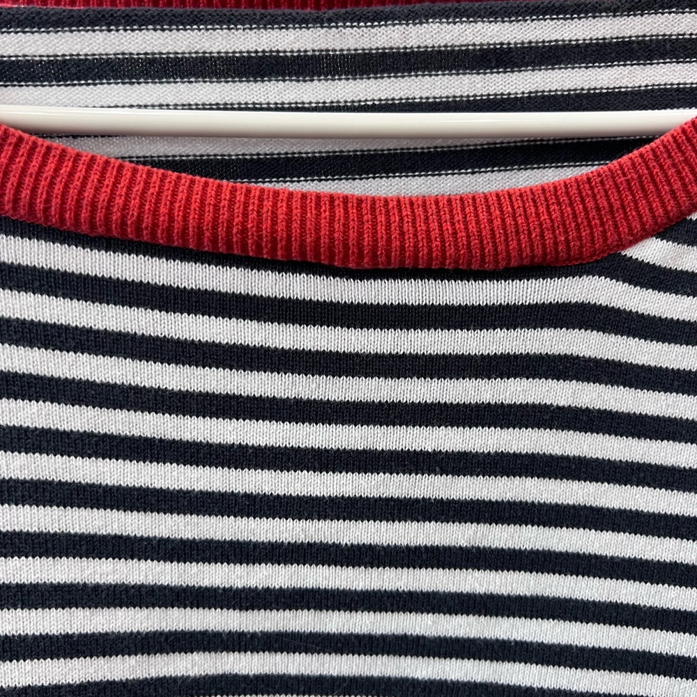 UNBRANDED STRIPED SWEATER - Picture 4 of 7